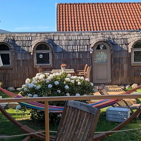 Bettis - Uebernachten Im Iglu-tinyhaus * Tostedt (Lower-Saxony)