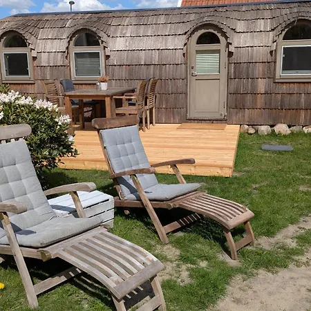 Bettis - Uebernachten Im Iglu-tinyhaus