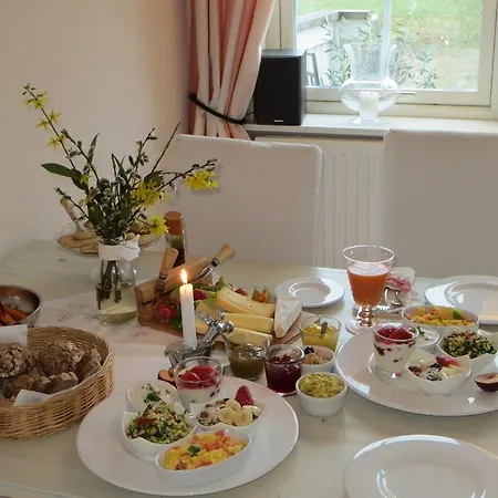 Bettis - Uebernachten Im Iglu-tinyhaus * Tostedt (Lower-Saxony)